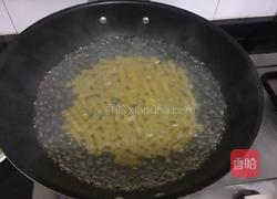 什锦螺丝面的做法图解1