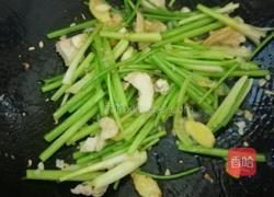 芹菜牛皮香干的做法图解5