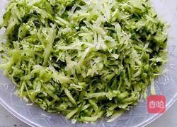 炸萝卜丸子的做法图解1