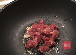 豌豆玉米炒肉丁的做法图解5