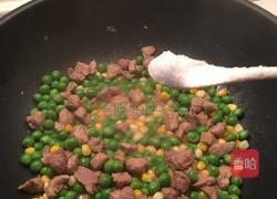 豌豆玉米炒肉丁的做法图解9