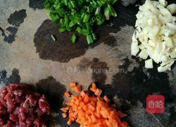 咖喱牛肉蛋炒饭的做法图解4