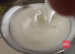 淡奶油戚风蛋糕的做法图解5