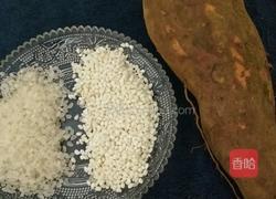 红薯粥的做法图解1