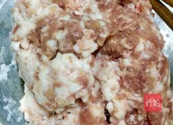 芹菜肉饺子的做法图解2