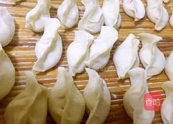 韭黄大肉饺子的做法图解7