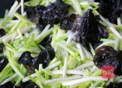 蒜黄鸡蛋炒黑木耳的做法图解6