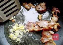 胡萝卜炒腊肉的做法图解6