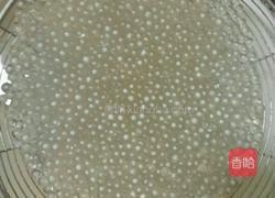 牛奶西米水果露的做法图解3