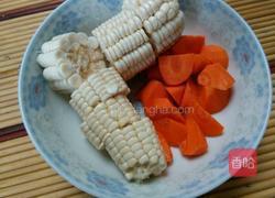 排骨玉米胡萝卜汤的做法图解2