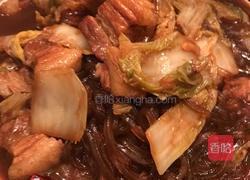 白菜猪肉炖粉条的做法图解12