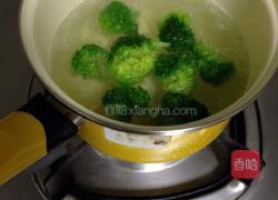 黑椒牛排意面的做法图解2