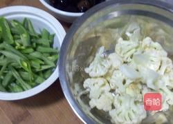 胡萝卜炒假肉的做法图解3