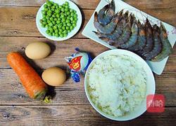 耳光炒饭的做法图解1