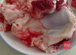 清炖牛膝骨的做法图解1