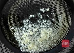 中式火腿蔬菜炒意面的做法图解5