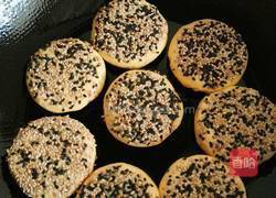 红薯芝麻饼的做法图解12