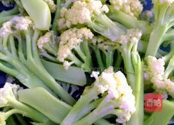 炒有机菜花的做法图解1