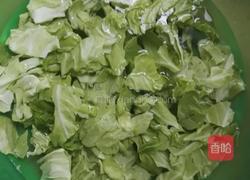 干煸甘蓝的做法图解1
