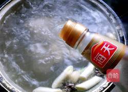 白萝卜炖大骨头的做法图解8