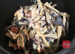 墨鱼炖鸡的做法图解4