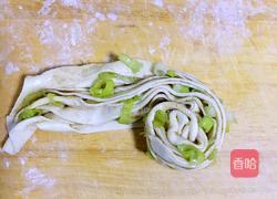 葱油盘丝饼的做法图解7