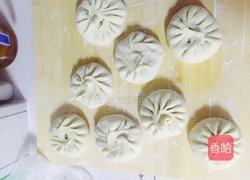 白菜芹菜胡萝卜肉馅包子的做法图解8