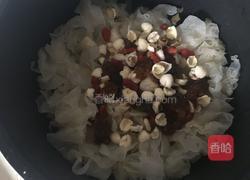 银耳羹的做法图解6