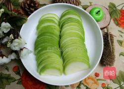 西葫芦鸡蛋黑木耳的做法图解1