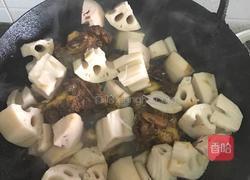 莲藕焖牛尾的做法图解8