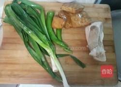 香干回锅肉的做法图解1