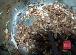 猪肉西葫芦锅贴的做法图解6