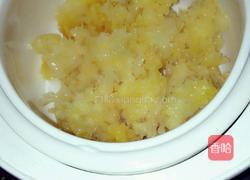 冰糖雪梨银耳粥的做法图解2