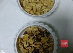 大众小吃 核桃酥的做法图解1