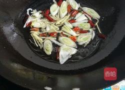 芹菜炒豆干的做法图解3