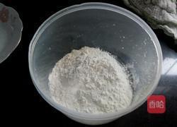 红糖摊饼的做法图解1