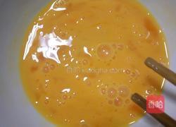 莴苣炒鸡蛋的做法图解1