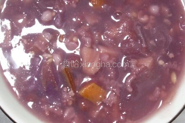 红豆莲藕紫薯杂粮粥