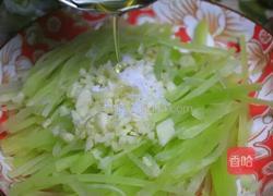 爽口青笋的做法图解5