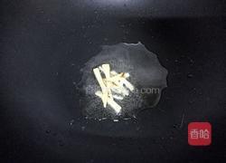 豆酱焖黑鱼的做法图解2