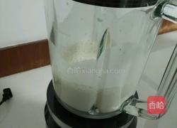 香蕉牛奶饮的做法图解3
