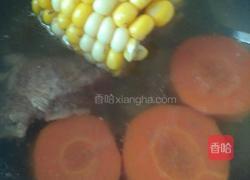 玉米排骨汤的做法图解6