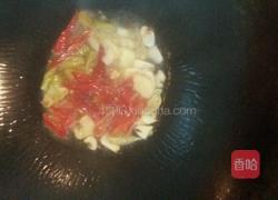 芹菜泡椒猪肝的做法图解2