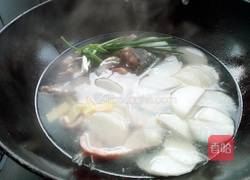 黑鱼白萝卜汤的做法图解3