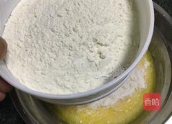 10寸戚风蛋糕的做法图解7