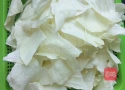 酸辣包菜的做法图解1