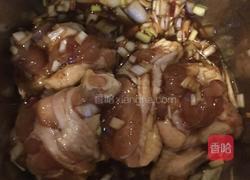 红烧鸡翅根的做法图解1