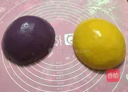 Illustration of how to make plum blossom steamed buns 1