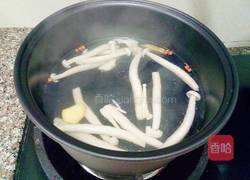 鲫鱼豆腐海鲜菇汤的做法图解9