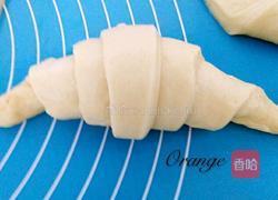 奶油蜜豆牛角包的做法图解6